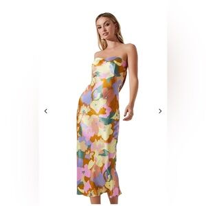 ASTR THE LABEL Annabeth Strapless Dress in Lime & Rust Floral